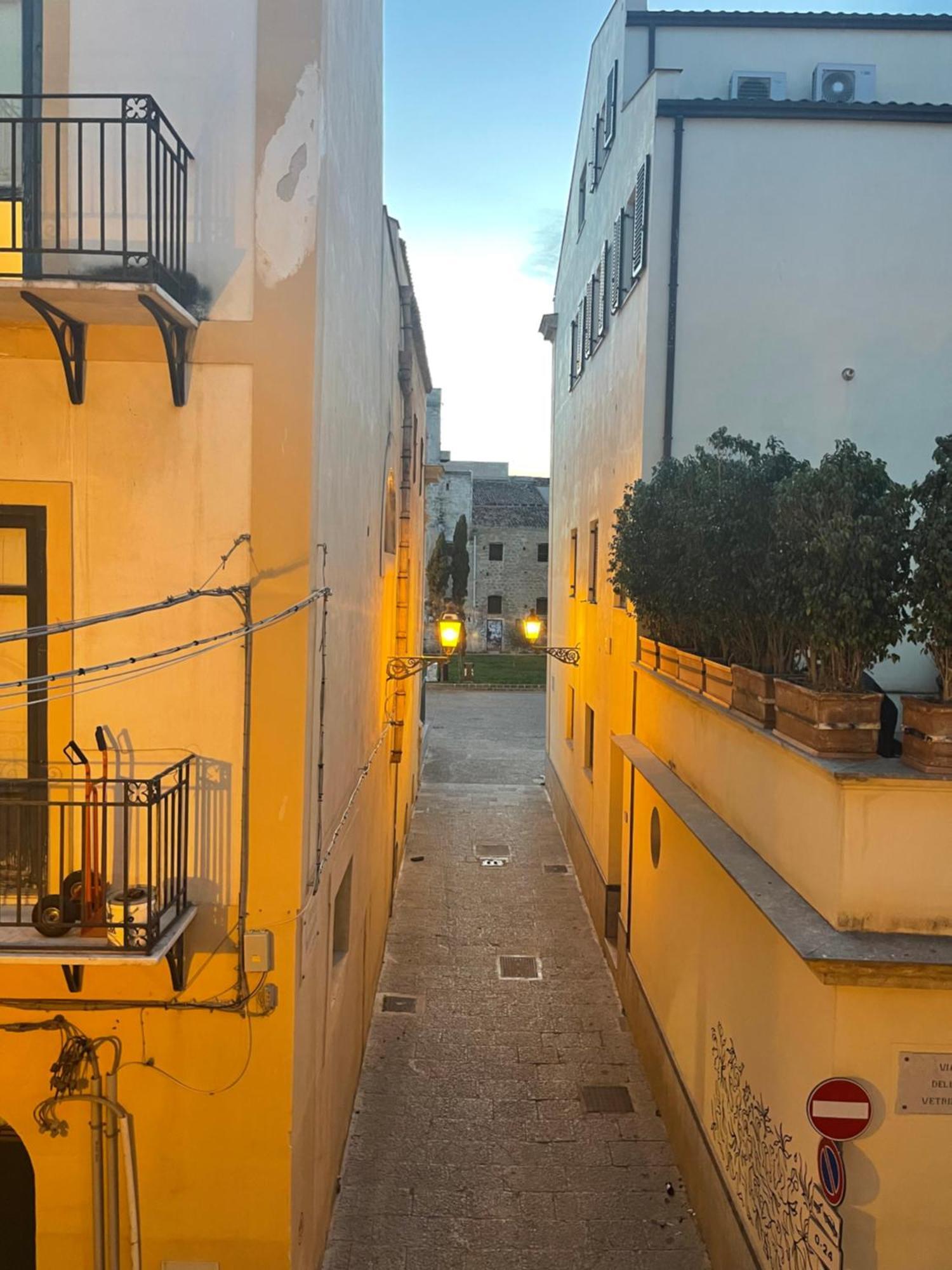 Hola House Alla Kalsa Palermo Bagian luar foto